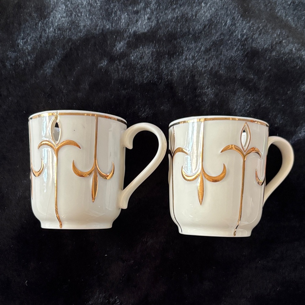 Elegant Gold and Cream Ceramic Mugs